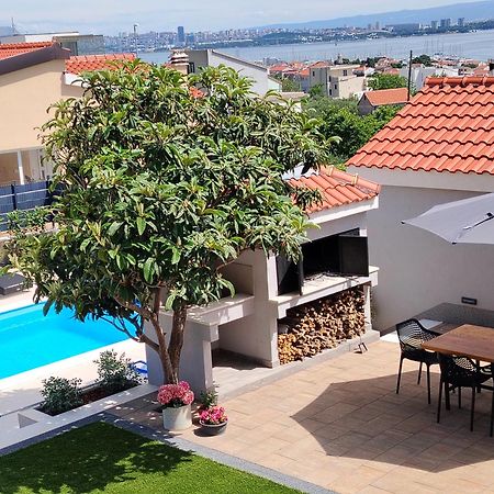 Bayview Apartment Kastela Bagian luar foto